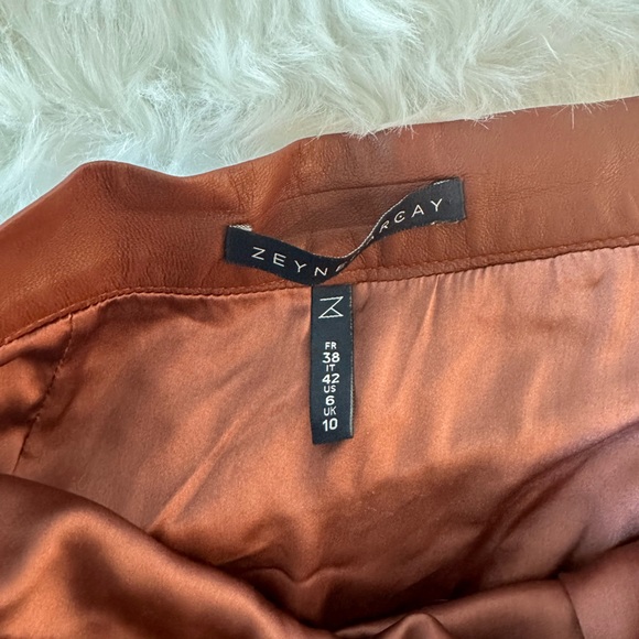 Zeynep Arcay Ruched Layered Mini Leather Skirt - Picture 5 of 5